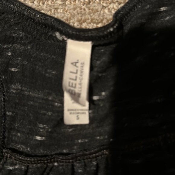 Bella tank - Size Small - Picture 3 of 3